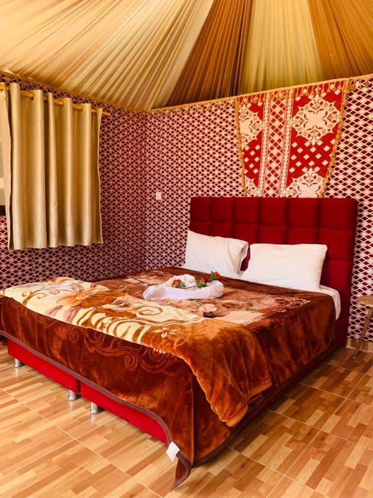 Wadi Rum-Bedouin Tents And Jeep Tours Exterior photo